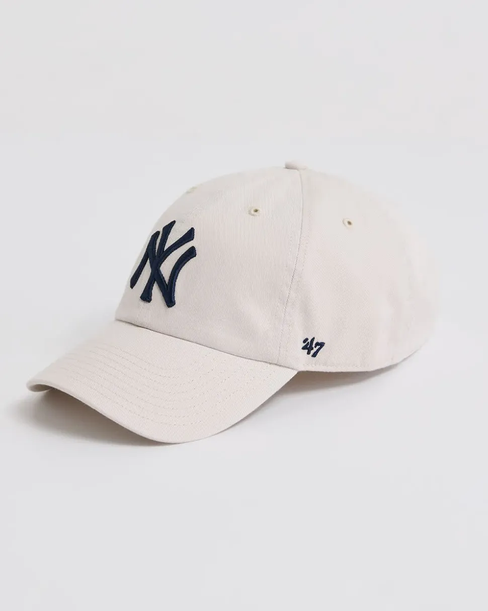 Beige NY Yankees Classic '47 Clean Up Cap