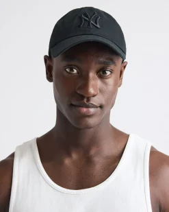 Black NY Yankees Classic '47 Clean Up Cap
