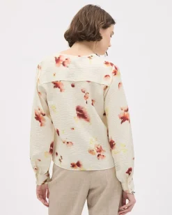 Easy-Care Blouse with Long Puffy Sleeves