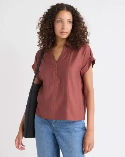 Extended-Sleeve Buttoned-Down Textured Blouse