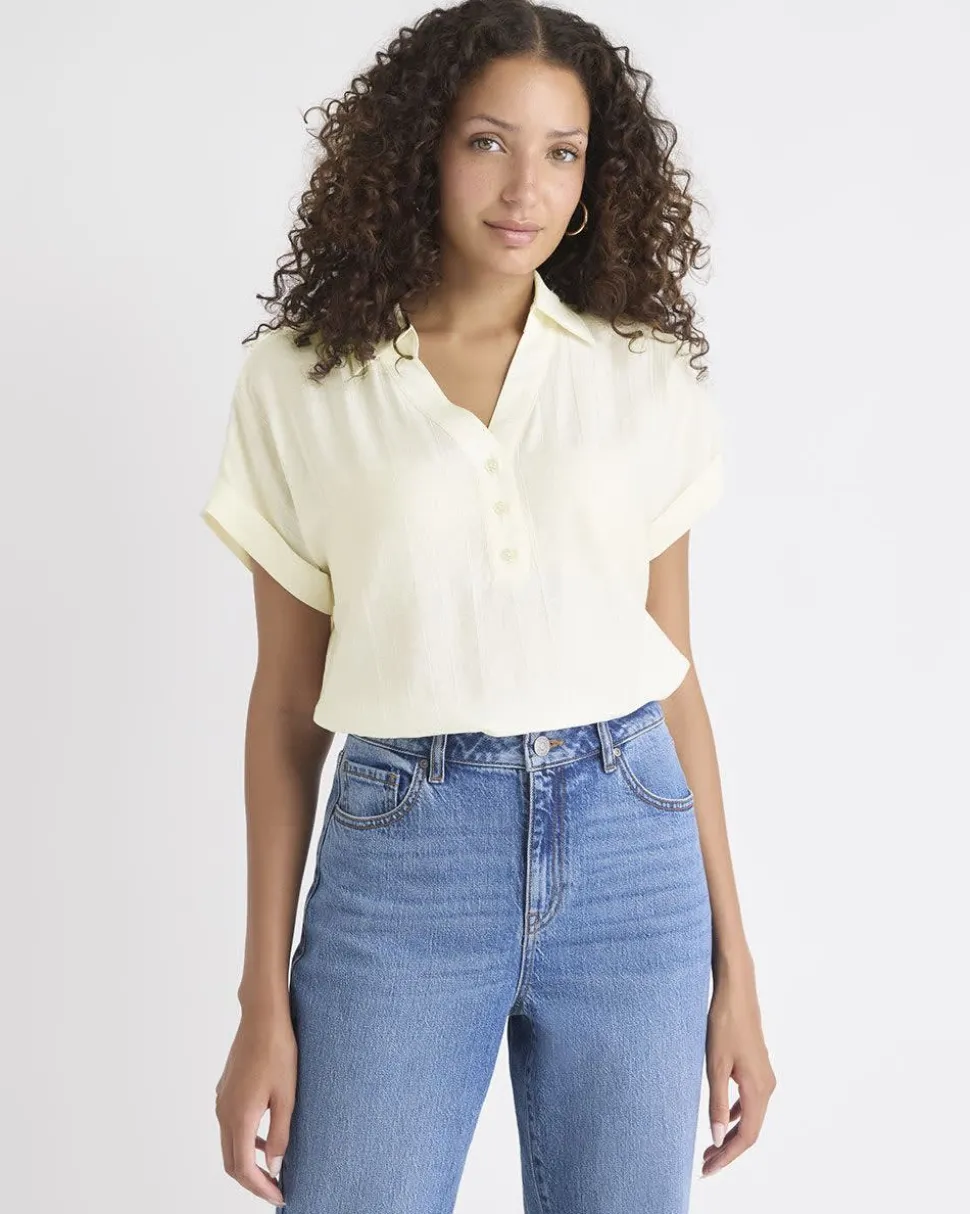 Extended-Sleeve Buttoned-Down Textured Blouse