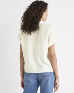 Extended-Sleeve Buttoned-Down Textured Blouse