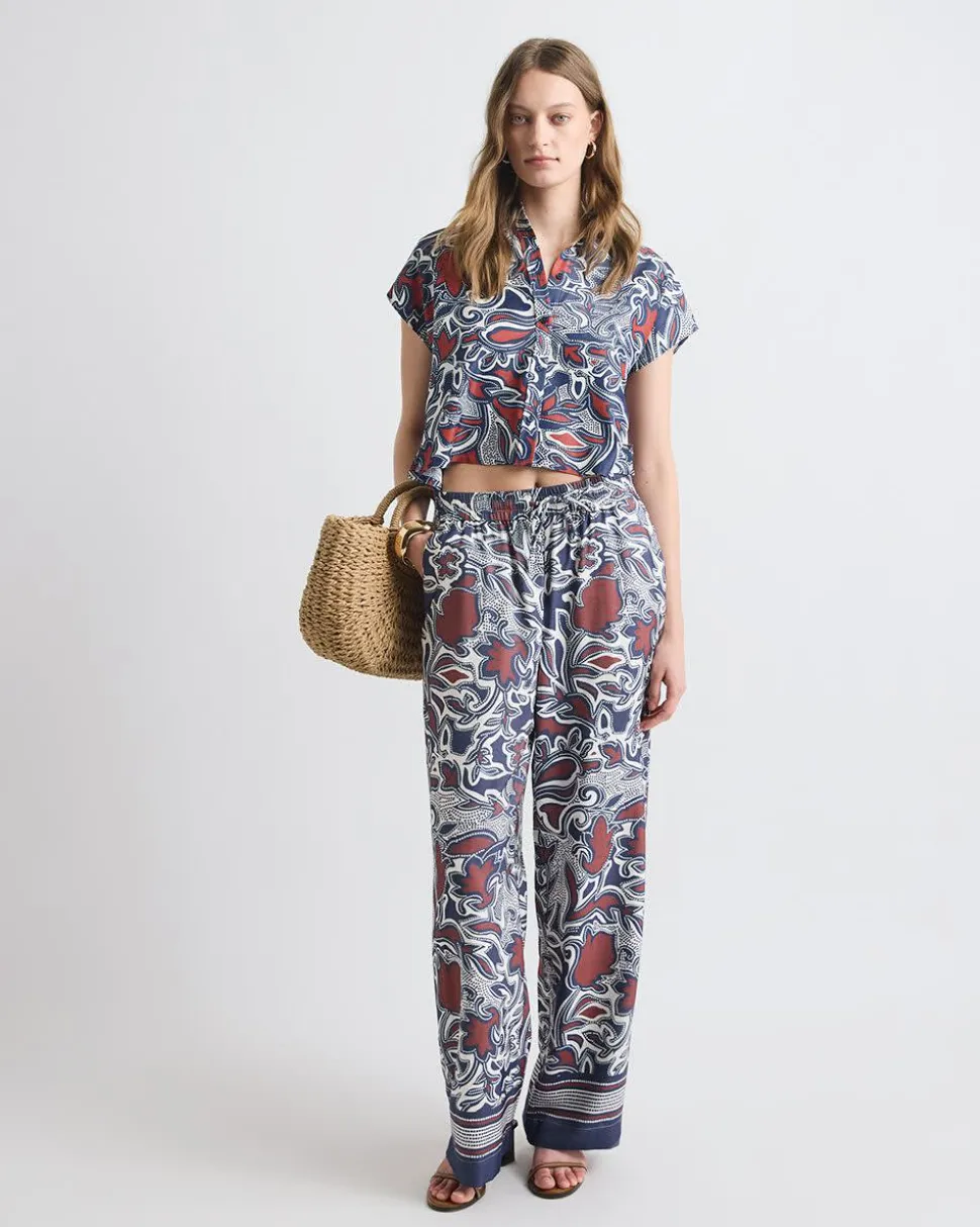 Extended-Sleeve Buttoned-Down Twill Blouse