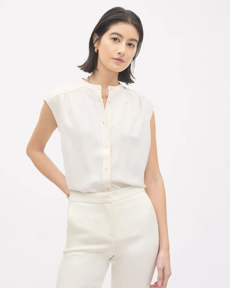 Extended-Sleeve Crew-Neck Buttoned-Down Blouse
