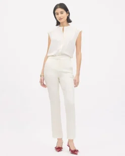 Extended-Sleeve Crew-Neck Buttoned-Down Blouse