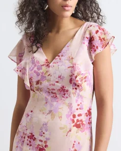 Fitted Sleeveless Midi Dress with Floral Pattern