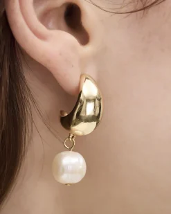 Golden Earrings with Pearl Pendant