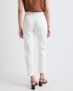 Limitless Mid-Rise Slim-Leg Ankle Signature Pant