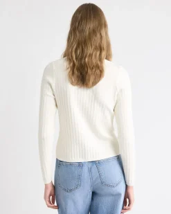 Long-Sleeve V-Neck Self-Tie Sweater in Fancy Stitches