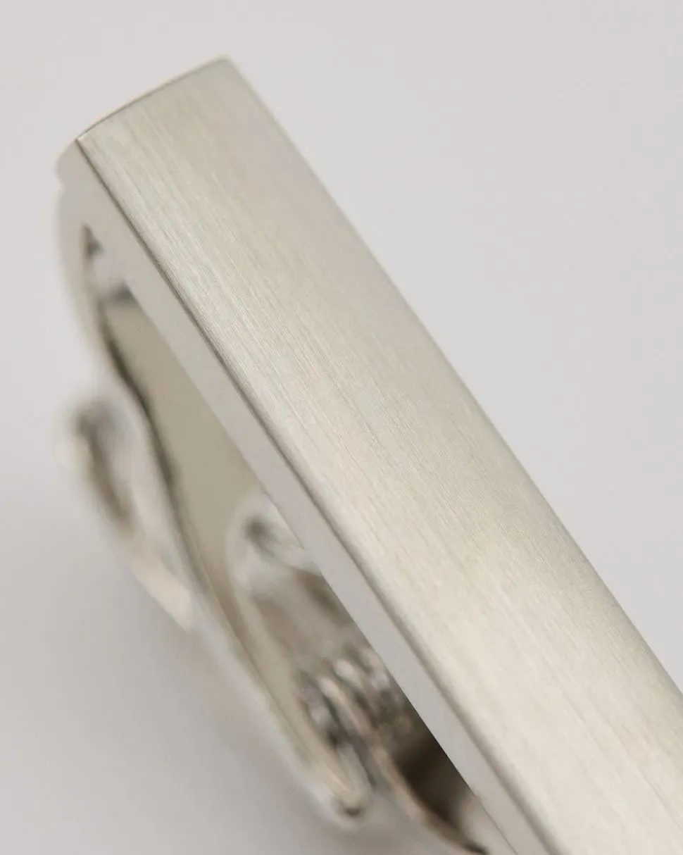 Matt silver tie bar