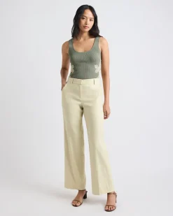 Scoop-Neck Ribbed Bodycon Tank with Flower Inserts