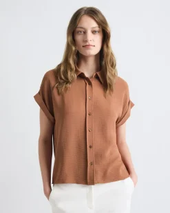 Short-Sleeve Buttoned-Down Blouse