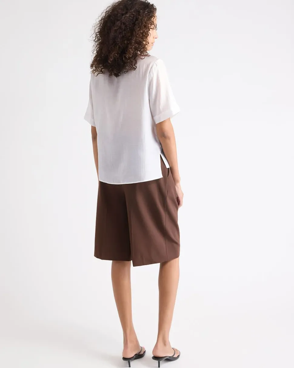 Short-Sleeve Buttoned-Down Blouse with Shirt Collar