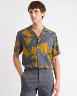 Short-Sleeve Camp-Collar Shirt with Foliage Pattern
