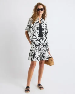 Short-Sleeve Linen-Blend Blouse with Shirt Collar