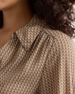 Silky Crepe Long-Sleeve Buttoned-Down Blouse