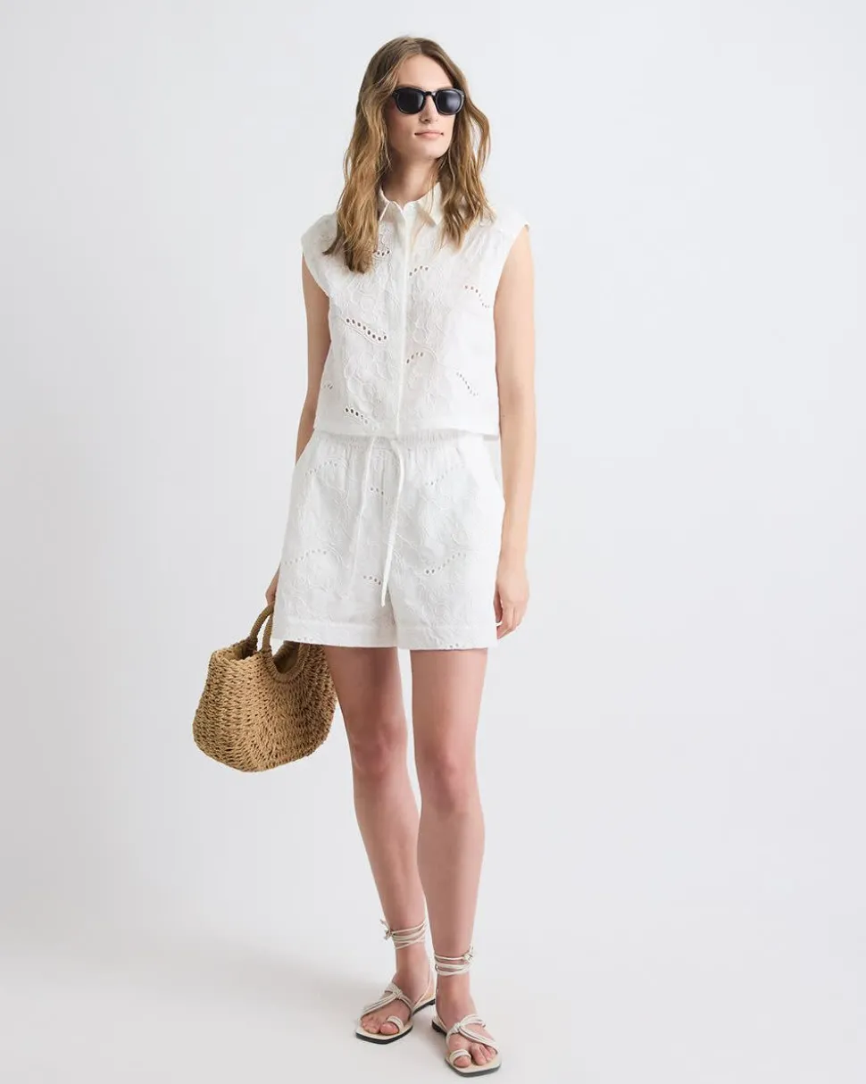 Sleeveless Buttoned-Down Blouse with Eyelet Pattern