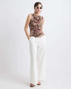 Sleeveless Crew-Neck Top with Shirred Seam