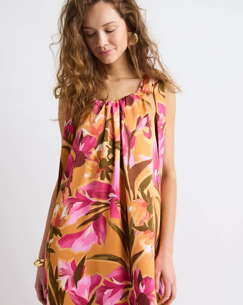 Sleeveless Halter-Neck Midi Dress