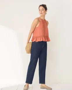Sleeveless Halter-Neck Top with Ruffled Hem