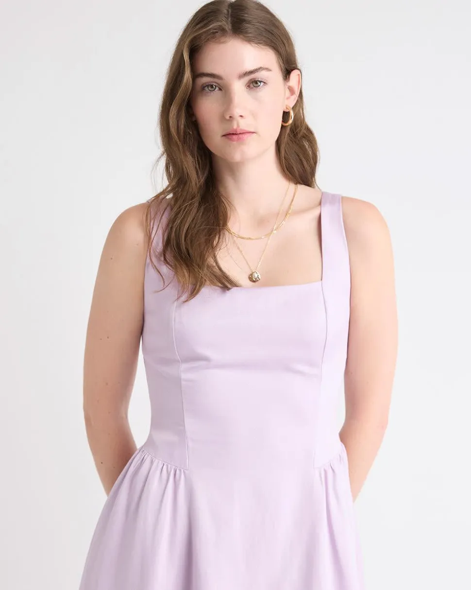 Sleeveless Mini Cocktail Dress with Square Neckline