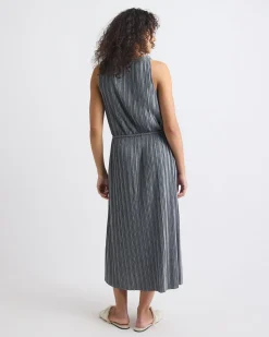 Sleeveless Pleated Maxi Dress