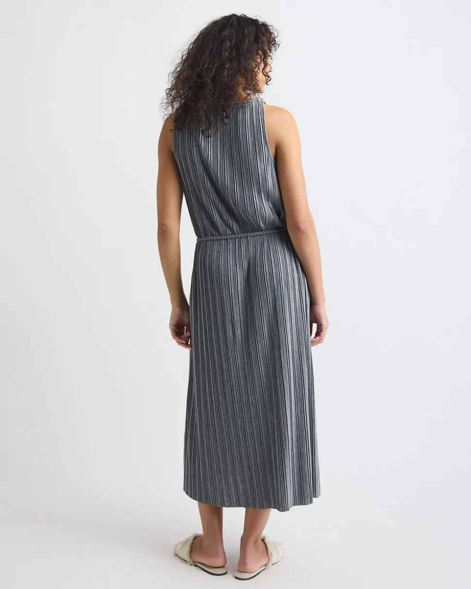 Sleeveless Pleated Maxi Dress