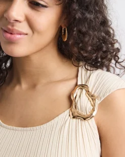Sleeveless Scoop-Neck Top with Metal Ring