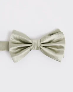 Solid Bow Tie