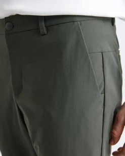 Super-Stretch Slim-Fit Leisure Pant