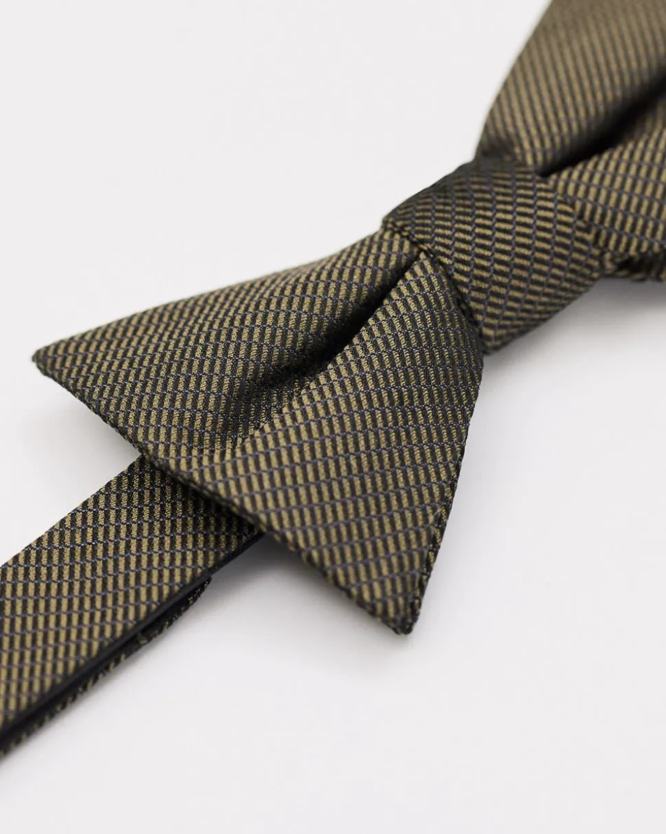 Two-Tone Bow Tie
